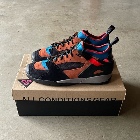 Nike ACG Shoes Nike Acg Air Revaderchi Dark Russet Mid